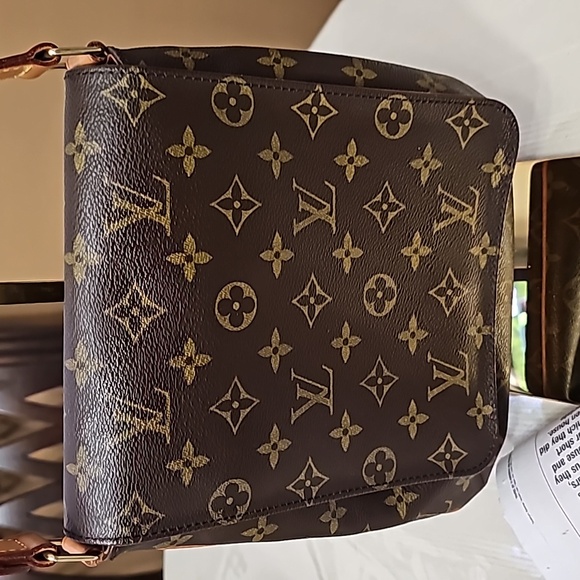 #0040-1111 LOUIS VUITTON MONOGRAM MUSSET SHOULDER BAG - Picture 5 of 12